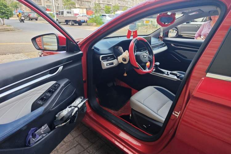 Used Geely Auto Emgrand 2022 4th Generation 1.5L CVT Flagship Model Driver Seat