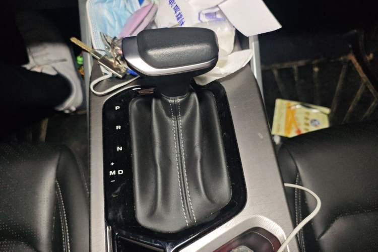 Used Geely Auto Emgrand 2022 4th Generation 1.5L CVT Elite Model Gear Lever