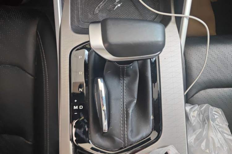 Used Geely Auto Emgrand 2022 4th Generation 1.5L CVT Luxury Model Gear Lever