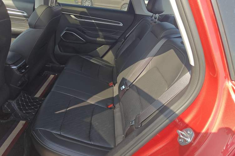 Used Geely Auto Emgrand 2022 4th Generation 1.5L CVT Luxury Model Left Rear Seat