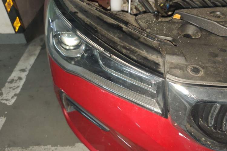 Used Geely Auto Emgrand 2022 4th Generation 1.5L CVT Elite Model Right Front Headlight