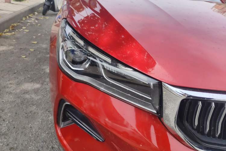 Used Geely Auto Emgrand 2022 4th Generation 1.5L CVT Flagship Model Right Front Headlight
