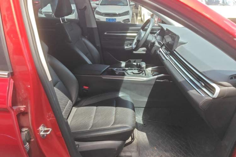 Used Geely Auto Emgrand 2022 4th Generation 1.5L CVT Luxury Model Right Front Seat