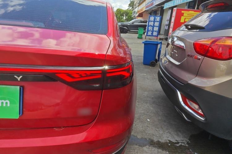 Used Geely Auto Emgrand 2022 4th Generation 1.5L CVT Luxury Model Right Rear Taillight