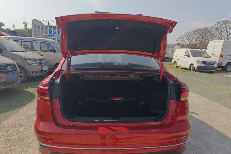 Used Geely Auto Emgrand 2022 4th Generation 1.5L CVT Luxury Model Trunk