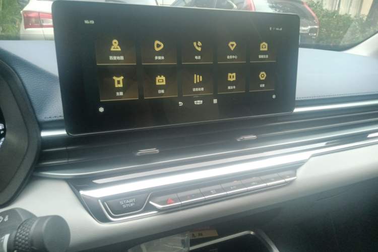 Used Geely Auto Emgrand 2022 4th Generation 1.5L CVT Flagship Model Audio And AC Panel