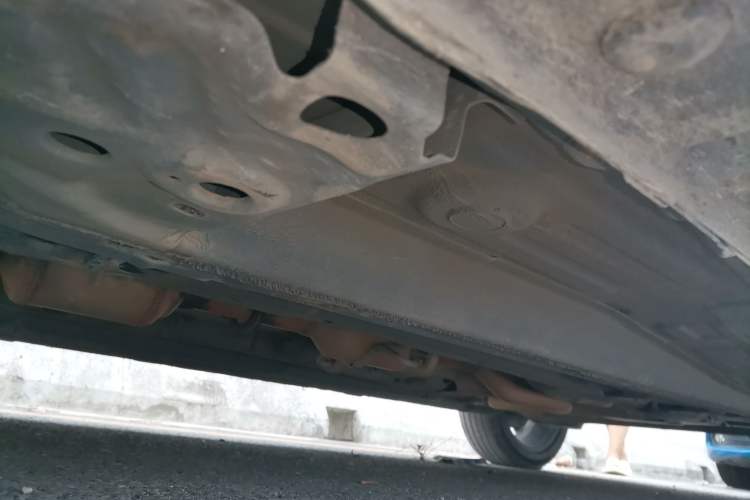 Used Geely Auto Emgrand 2022 4th Generation 1.5L CVT Flagship Model Chassis Front Left