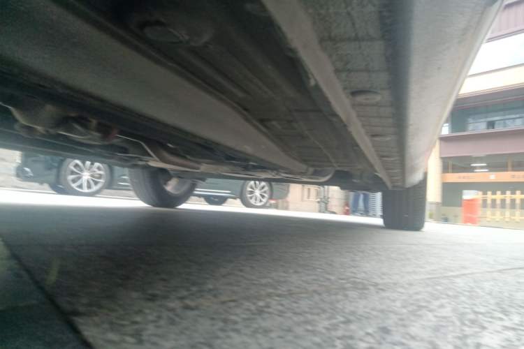Used Geely Auto Emgrand 2022 4th Generation 1.5L CVT Flagship Model Chassis Front Left