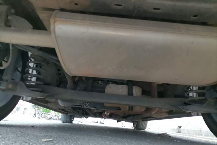 Used Geely Auto Emgrand 2022 4th Generation 1.5L CVT Flagship Model Chassis Rear
