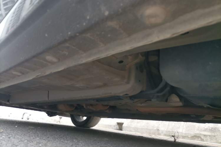 Used Geely Auto Emgrand 2022 4th Generation 1.5L CVT Flagship Model Chassis Rear Left