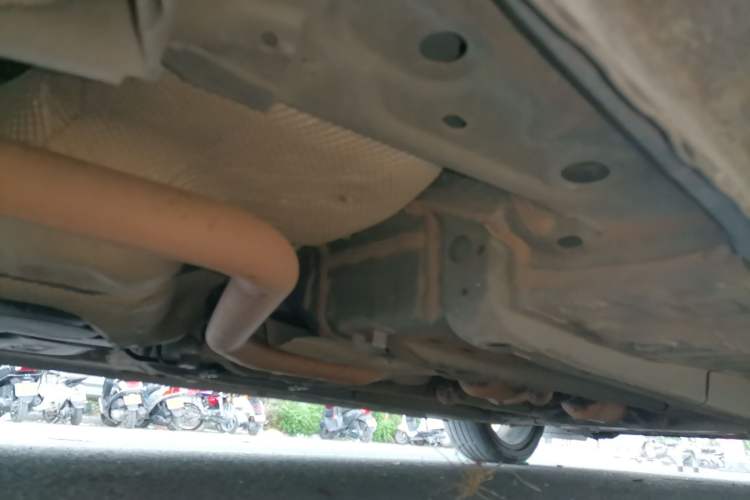 Used Geely Auto Emgrand 2022 4th Generation 1.5L CVT Flagship Model Chassis Rear Right