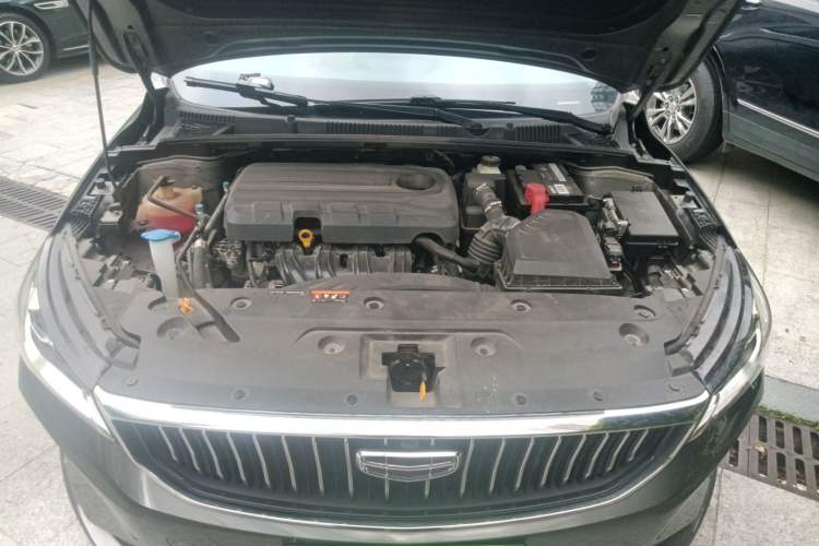 Used Geely Auto Emgrand 2022 4th Generation 1.5L CVT Flagship Model Engine Bay