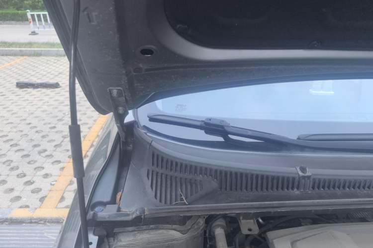 Used Geely Auto Emgrand  Engine Bay Right