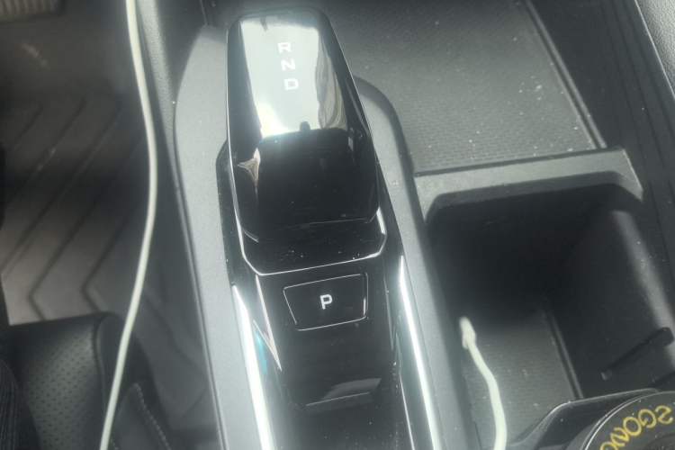 Used Geely Auto Emgrand  Gear Lever