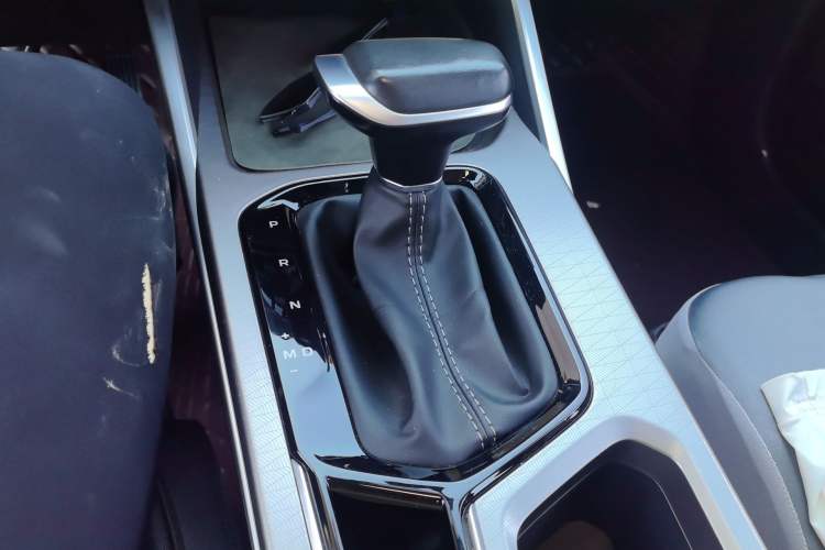 Used Geely Auto Emgrand 2022 4th Generation 1.5L CVT Luxury Model Gear Lever