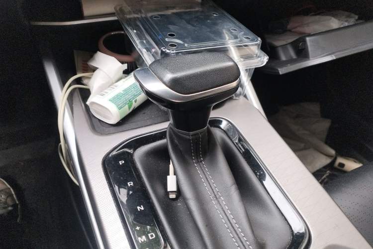 Used Geely Auto Emgrand 2022 4th Generation 1.5L CVT Luxury Model Gear Lever