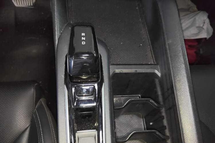 Used Geely Auto Emgrand 2022 4th Generation 1.5L CVT Flagship Model Gear Lever