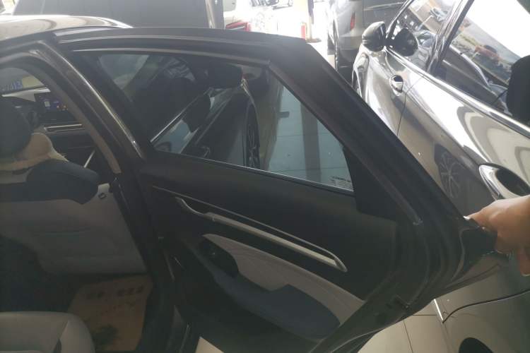Used Geely Auto Emgrand 2022 4th Generation 1.5L CVT Flagship Model Interior 6