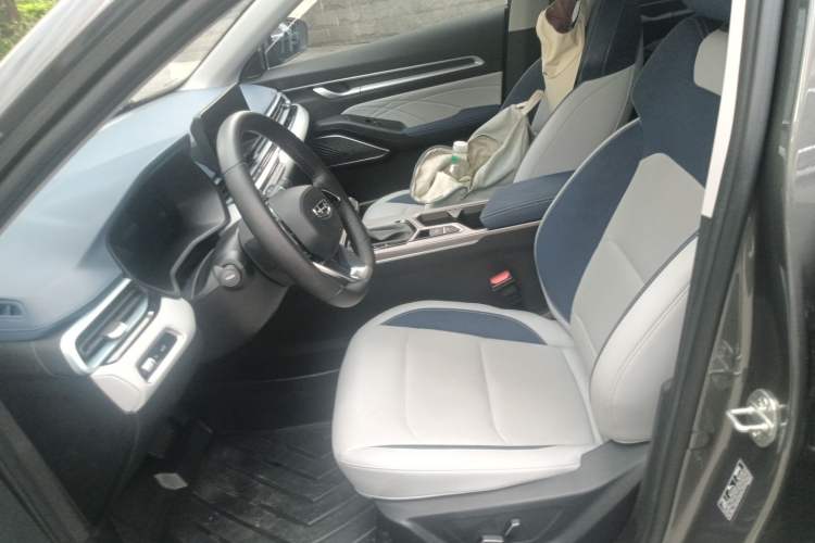 Used Geely Auto Emgrand 2022 4th Generation 1.5L CVT Flagship Model Left Front Seat