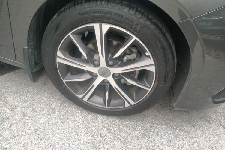 Used Geely Auto Emgrand 2022 4th Generation 1.5L CVT Flagship Model Right Front Wheel Hub
