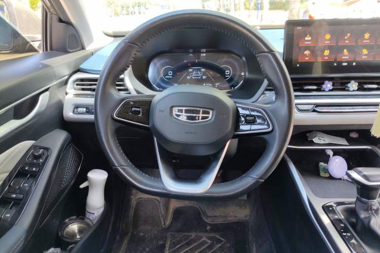 Used Geely Auto Emgrand 2022 4th Generation 1.5L CVT Flagship Model Steering Wheel