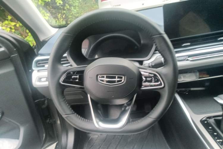 Used Geely Auto Emgrand 2022 4th Generation 1.5L CVT Flagship Model Steering Wheel