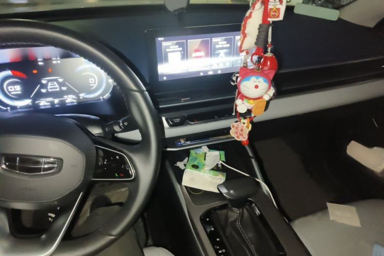 Used Geely Auto Emgrand 2022 4th Generation 1.5L CVT Flagship Model Audio And AC Panel