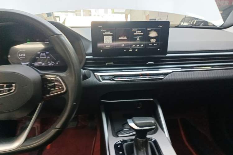 Used Geely Auto Emgrand 2022 4th Generation 1.5L CVT Luxury Model Audio And AC Panel