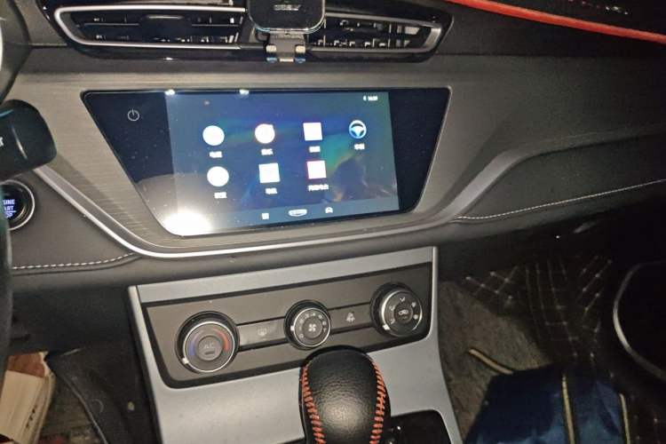 Used Geely Auto Emgrand 2022 4th Generation 1.5L CVT Elite Model Audio And AC Panel