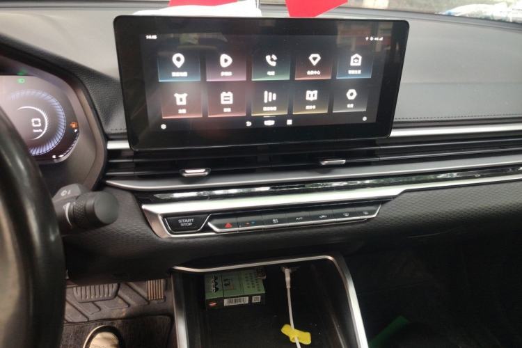 Used Geely Auto Emgrand 2022 4th Generation 1.5L CVT Luxury Model Audio And AC Panel