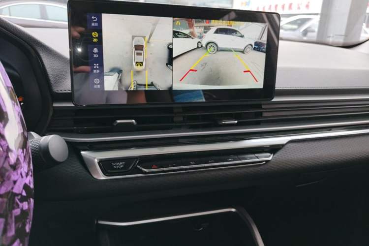 Used Geely Auto Emgrand 2022 4th Generation 1.5L CVT Luxury Model Audio And AC Panel