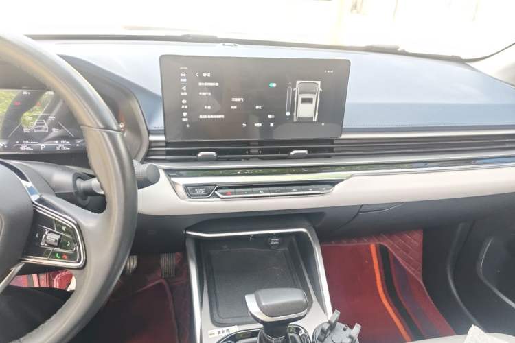 Used Geely Auto Emgrand 2022 4th Generation 1.5L CVT Flagship Model Audio And AC Panel