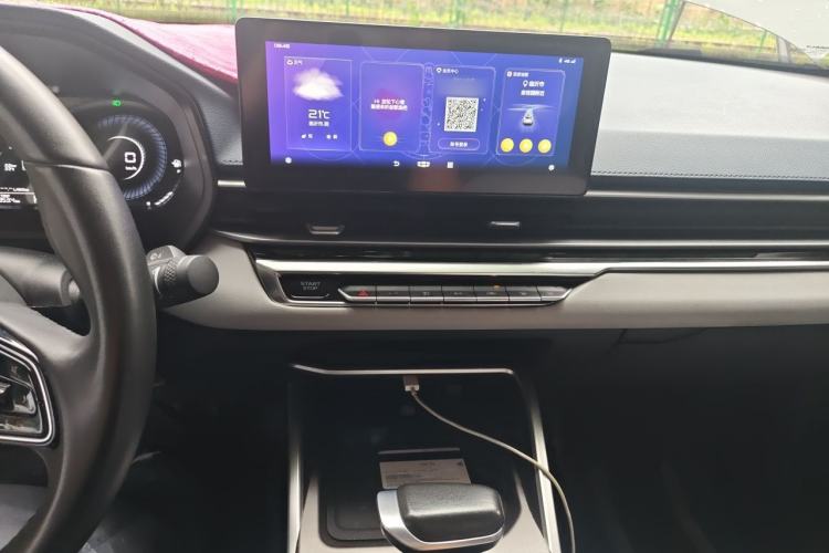 Used Geely Auto Emgrand 2022 4th Generation 1.5L CVT Flagship Model Audio And AC Panel