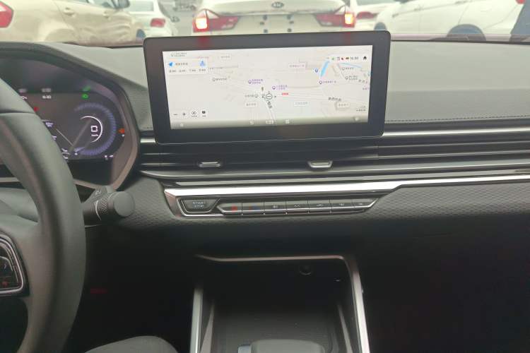 Used Geely Auto Emgrand 2022 4th Generation 1.5L CVT Luxury Model Audio And AC Panel