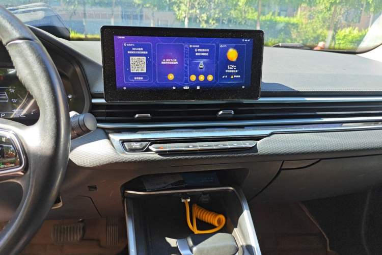 Used Geely Auto Emgrand 2022 4th Generation 1.5L CVT Luxury Model Audio And AC Panel