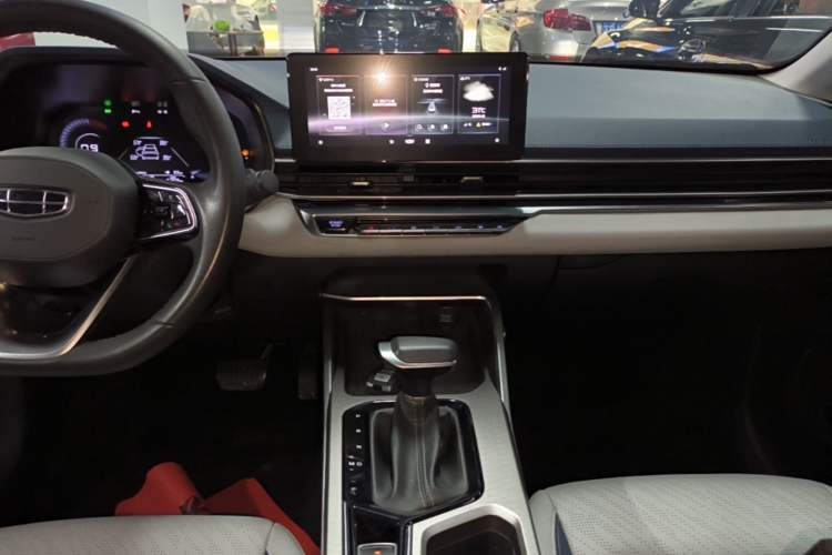 Used Geely Auto Emgrand 2022 4th Generation 1.5L CVT Flagship Model Audio And AC Panel