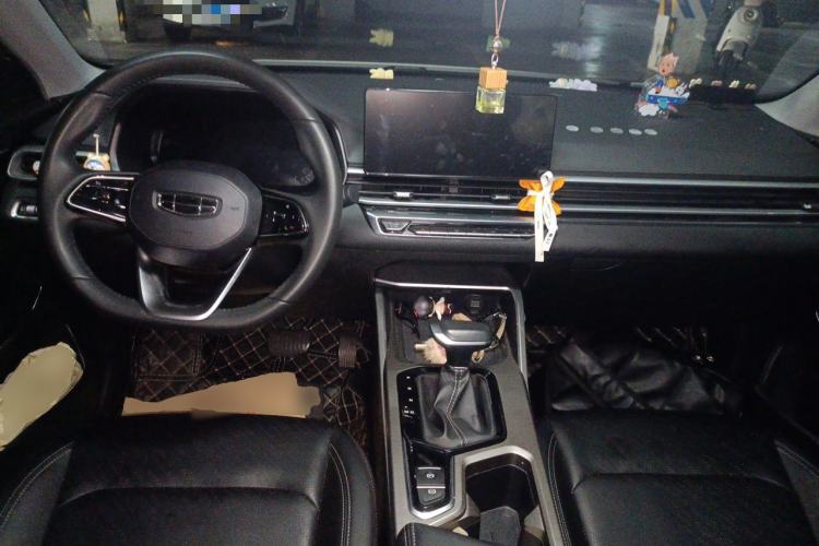 Used Geely Auto Emgrand 2022 4th Generation 1.5L CVT Luxury Model Center Console