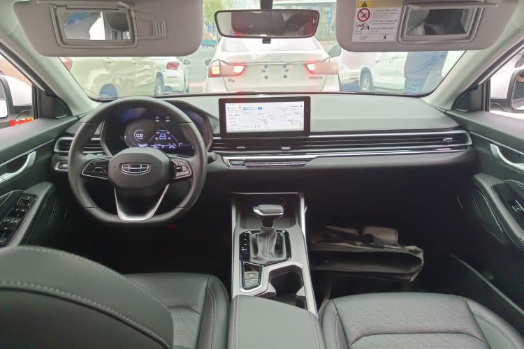 Used Geely Auto Emgrand 2022 4th Generation 1.5L CVT Luxury Model Center Console