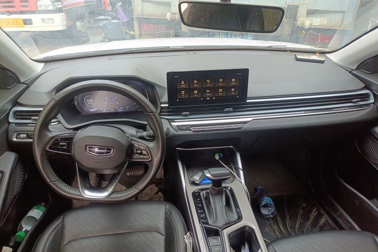 Used Geely Auto Emgrand 2022 4th Generation 1.5L CVT Luxury Model Center Console