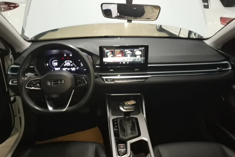 Used Geely Auto Emgrand 2022 4th Generation 1.5L CVT Luxury Model Center Console