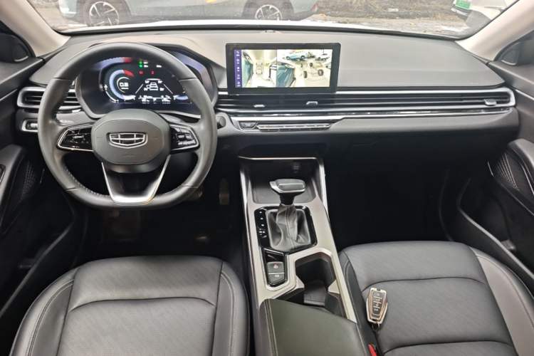 Used Geely Auto Emgrand 2022 4th Generation 1.5L CVT Luxury Model Center Console