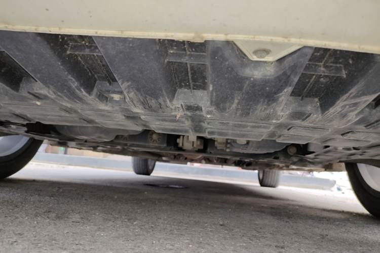Used Geely Auto Emgrand 2022 4th Generation 1.5L CVT Flagship Model Chassis Front