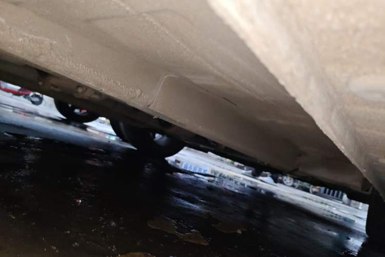 Used Geely Auto Emgrand 2022 4th Generation 1.5L CVT Flagship Model Chassis Front Right