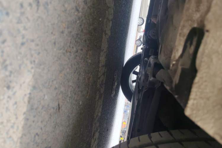 Used Geely Auto Emgrand 2022 4th Generation 1.5L CVT Luxury Model Chassis Front Right