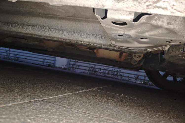 Used Geely Auto Emgrand 2022 4th Generation 1.5L CVT Flagship Model Chassis Front Right