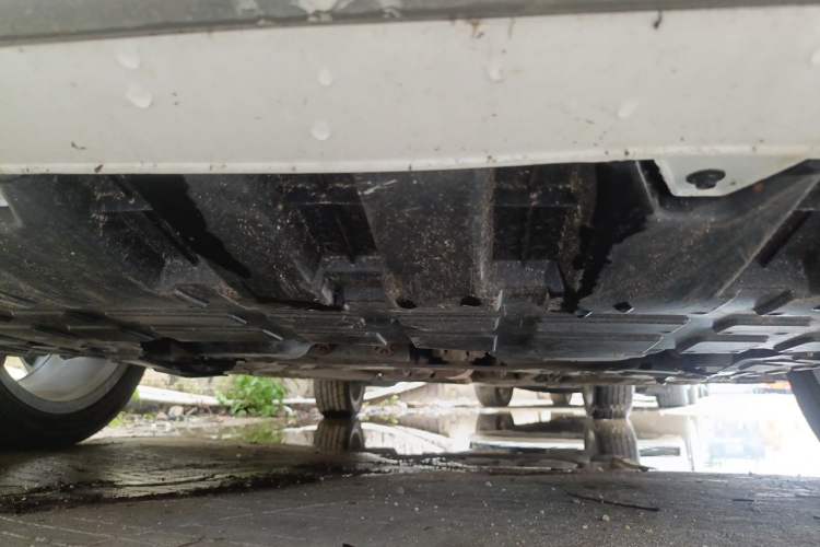 Used Geely Auto Emgrand 2022 4th Generation 1.5L CVT Luxury Model Chassis Front
