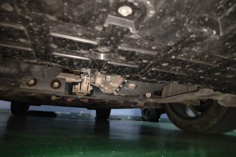 Used Geely Auto Emgrand 2022 4th Generation 1.5L CVT Luxury Model Chassis Front