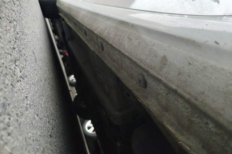 Used Geely Auto Emgrand 2022 4th Generation 1.5L CVT Flagship Model Chassis Rear Left