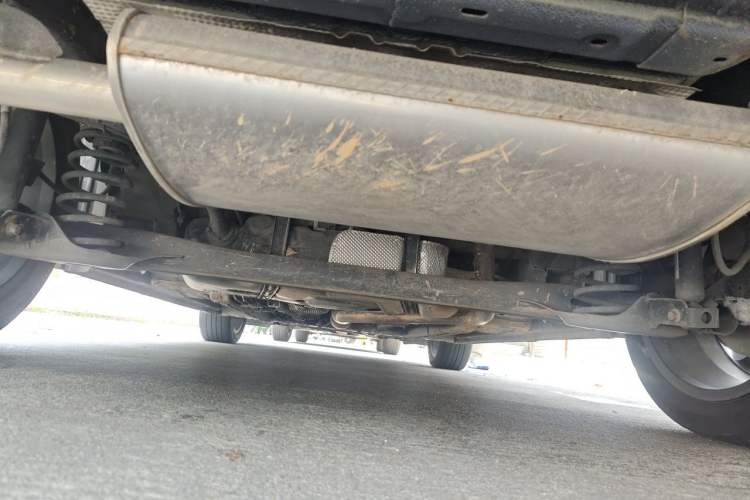 Used Geely Auto Emgrand 2022 4th Generation 1.5L CVT Flagship Model Chassis Rear