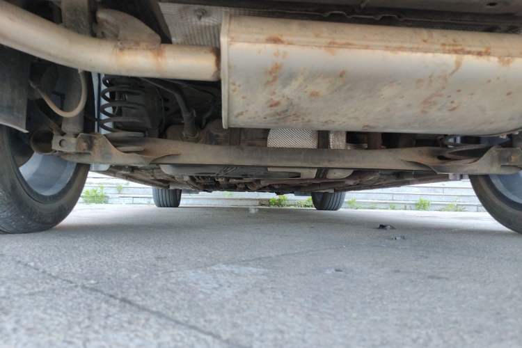 Used Geely Auto Emgrand 2022 4th Generation 1.5L CVT Flagship Model Chassis Rear